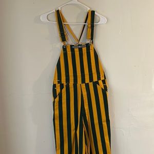 Game bibs green and yellow